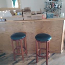 Bar With Accessories