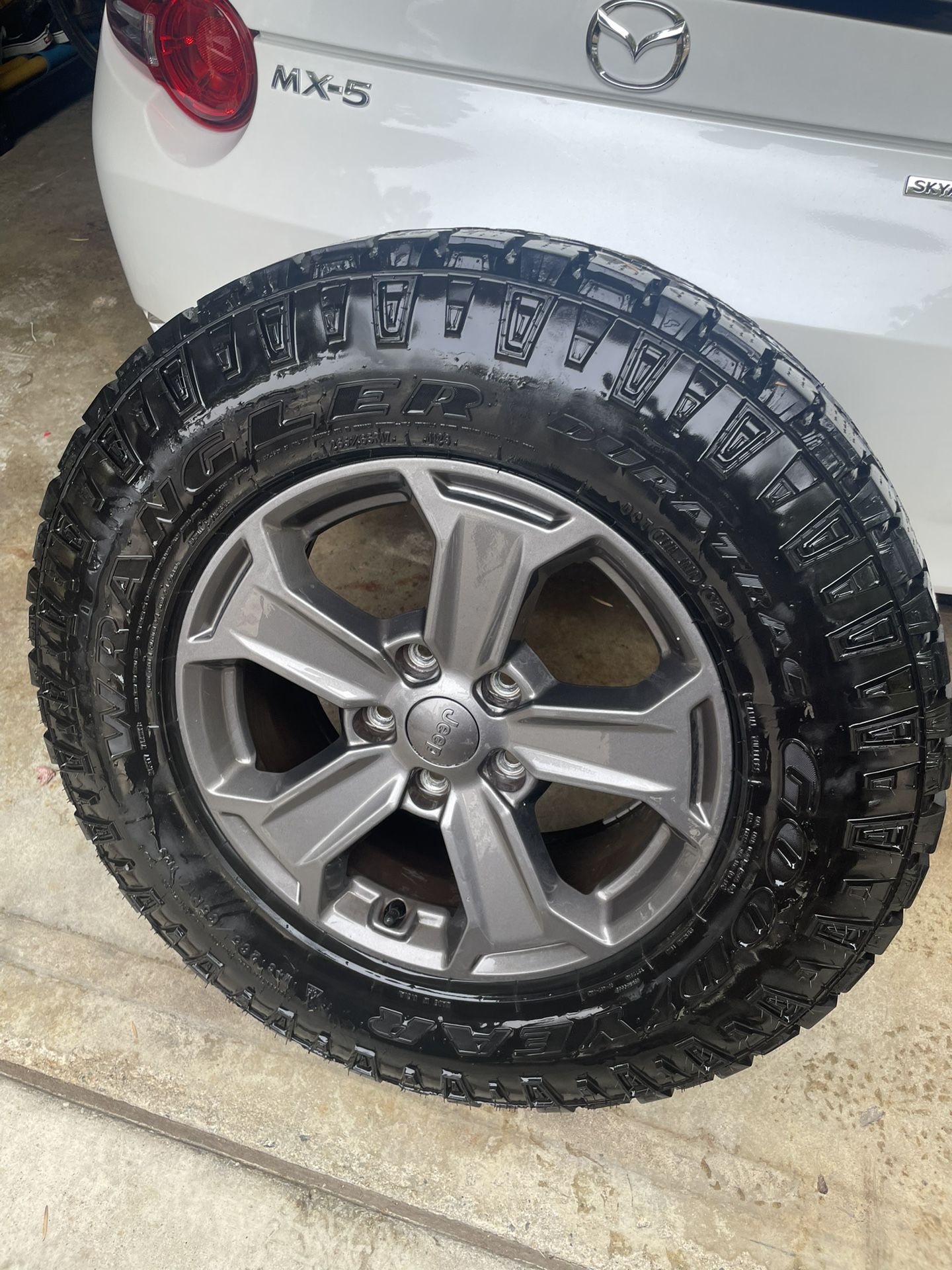 4 Tires 265/65 R17 Goodyear