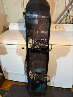 snow jam board and bindings and case.