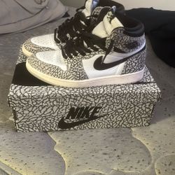 Air Jordan 1 Retro High OG cements 