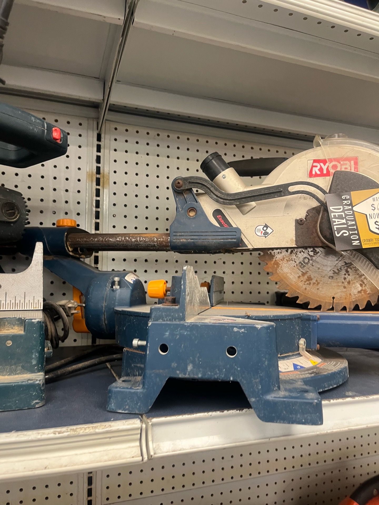 Chop saw Ryobi