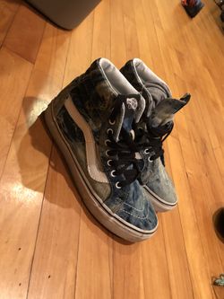 Boys acid wash vans size 6