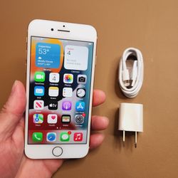 iPhone 8 - UNLOCKED - Like New 