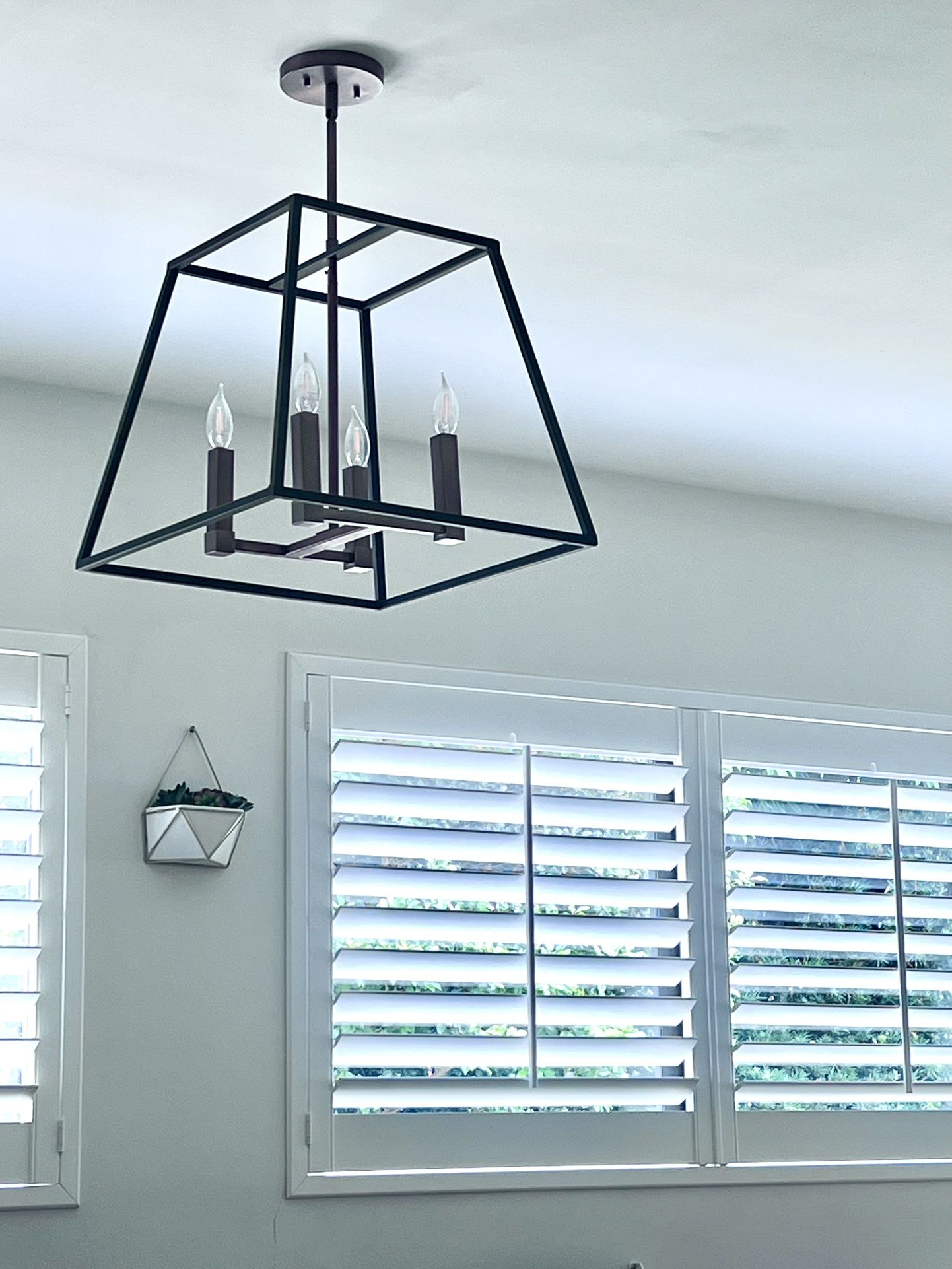 Hinkley Light Fixture