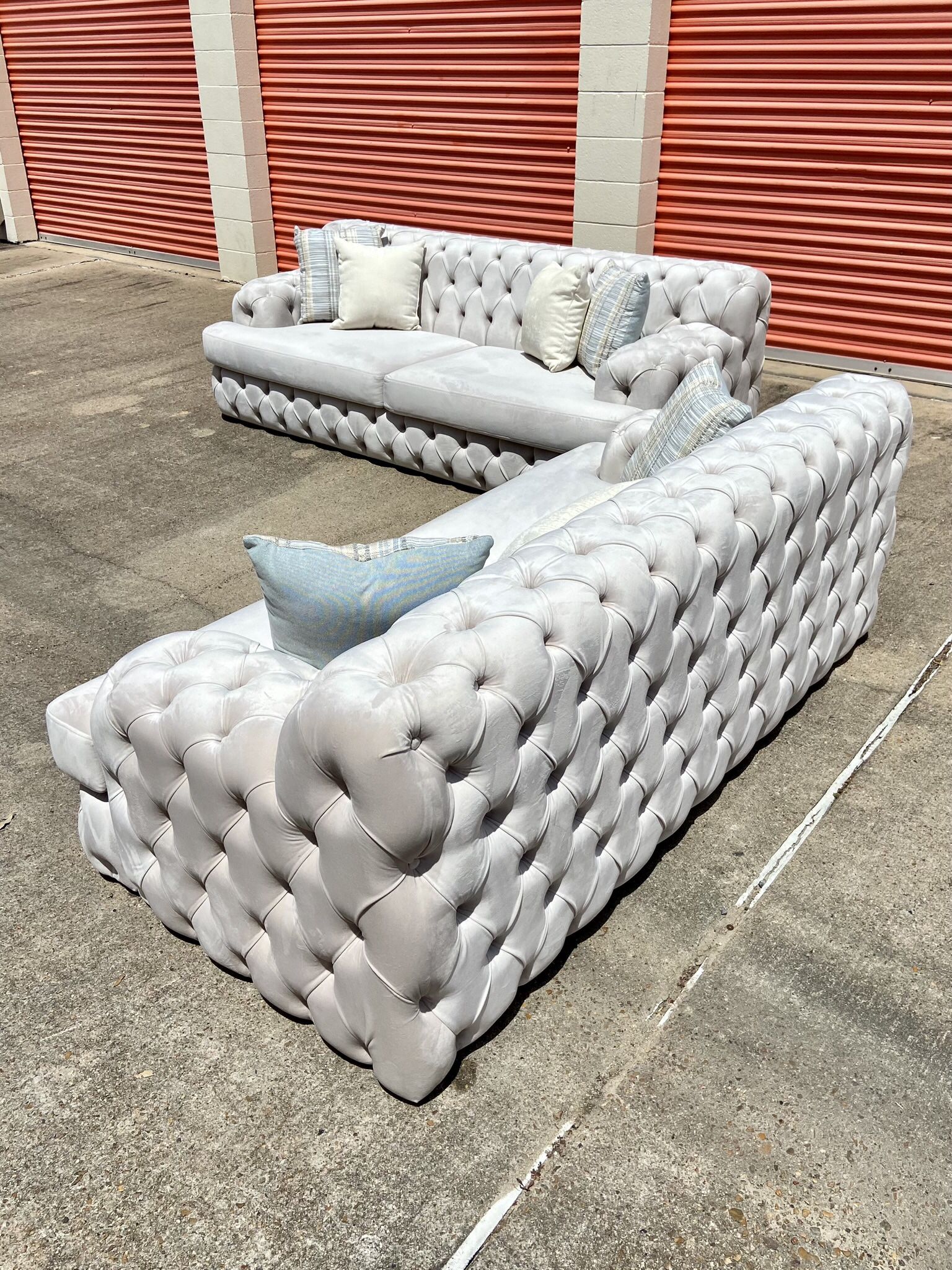 2”pc Fabric Button Sofa Set for Sale in Houston, TX - OfferUp
