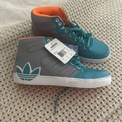 Womens Adidas Hard Court New