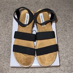 Steve Madden “Kimmie” Sandal - Size 10