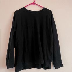 Hathaway Black Long Sleeve Sweater 