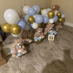 Centerpiece Boxes And Bears