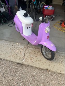 Kids Razor scooter moped