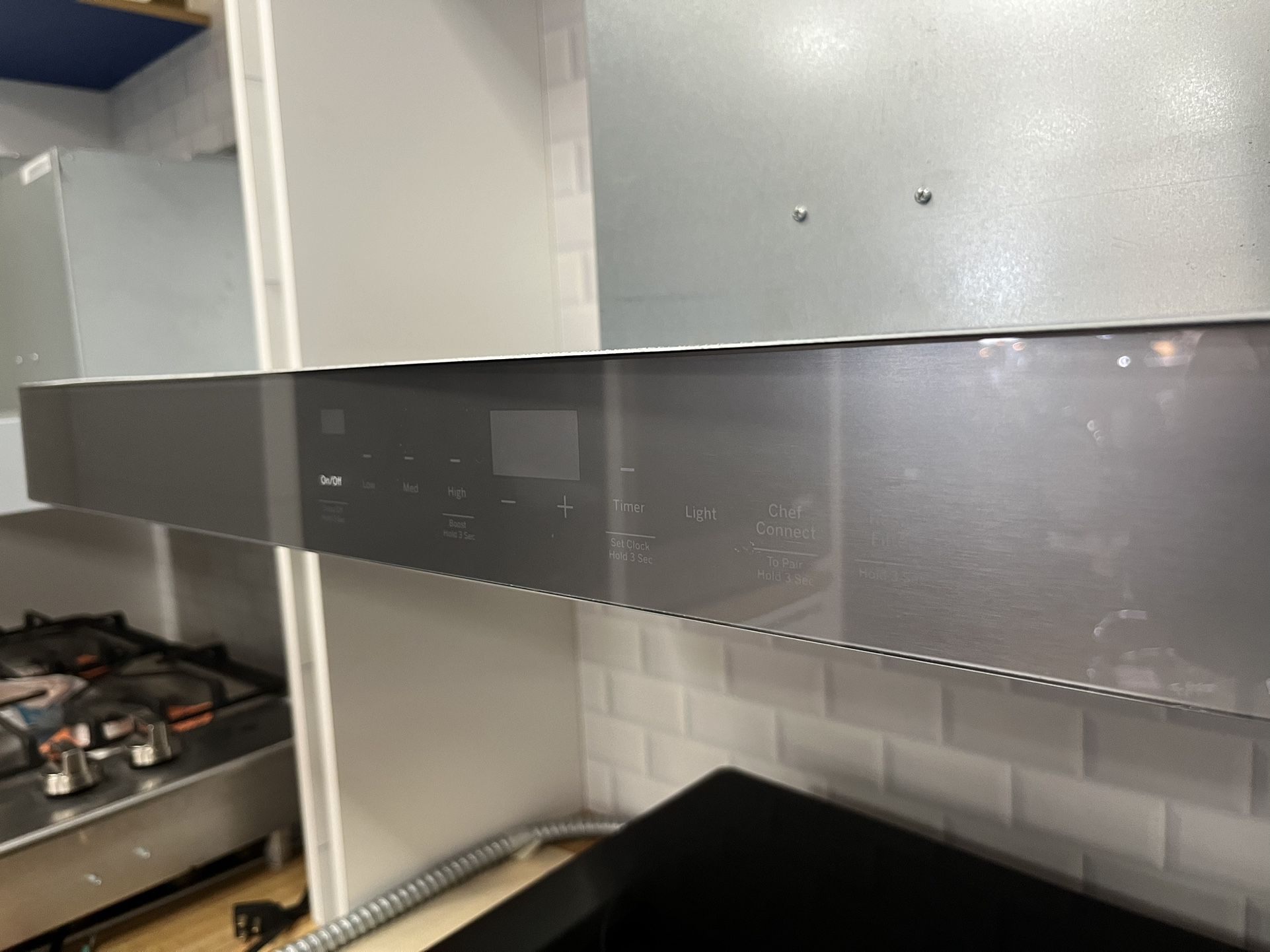 KItchen Extractor Brand new must go!!