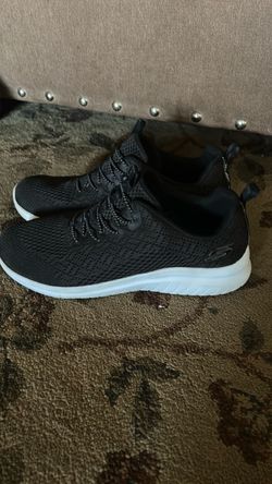 Woman’s sketchers shoes, size 10