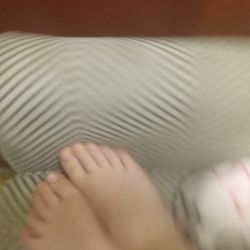 Feet 