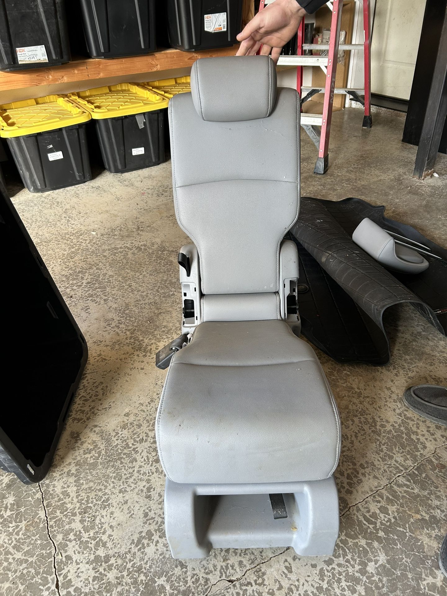 Honda Odyssey Seat