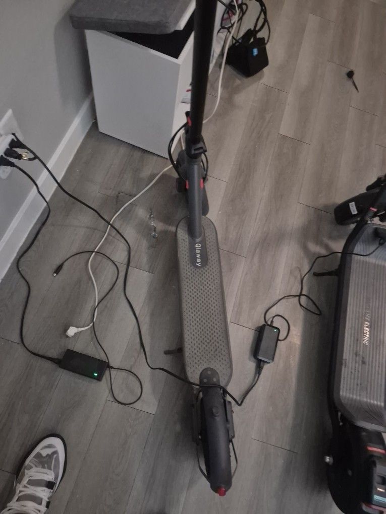 Newer Scooter Riden For 6 Miles Total