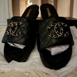 Beautiful Black Sandal Slides Sz 9 Nwb 