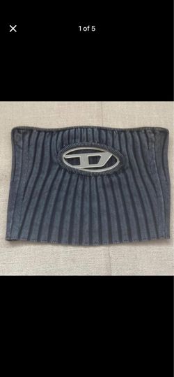 y2k Diesel Women's Navy and Black Crop-top size S