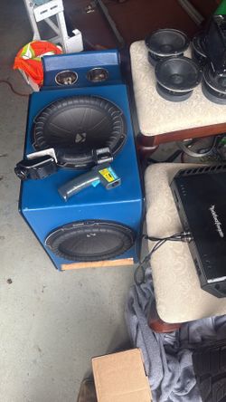 2 12” kicker comp Q  center console