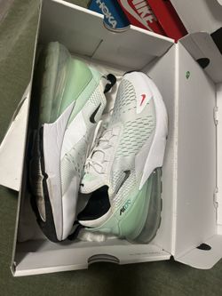 Nike Air Max 270