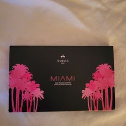 Miami Eyeshadow Palette