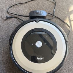 iRobot Roomba E6 Robot Vacuum