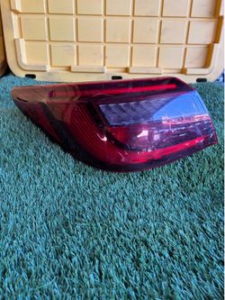 2020 Q50 Driver/Left Side Tail Light