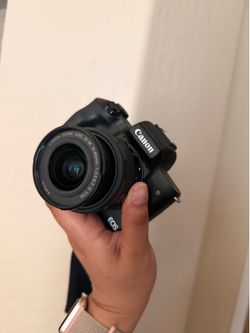 Canon EOS M50 camera bundle