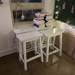 White Wooden Bar Stools – Set of 4 (Good Condition)