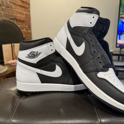 Black/white Jordan 1 High