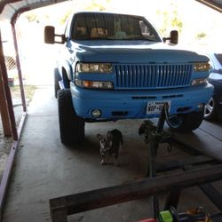 2000 Chevy Tahoe You Run Good AC Starlight Head  Liner Custom Grill The Six Left Kid In 24 Inches  Rims And Tires
