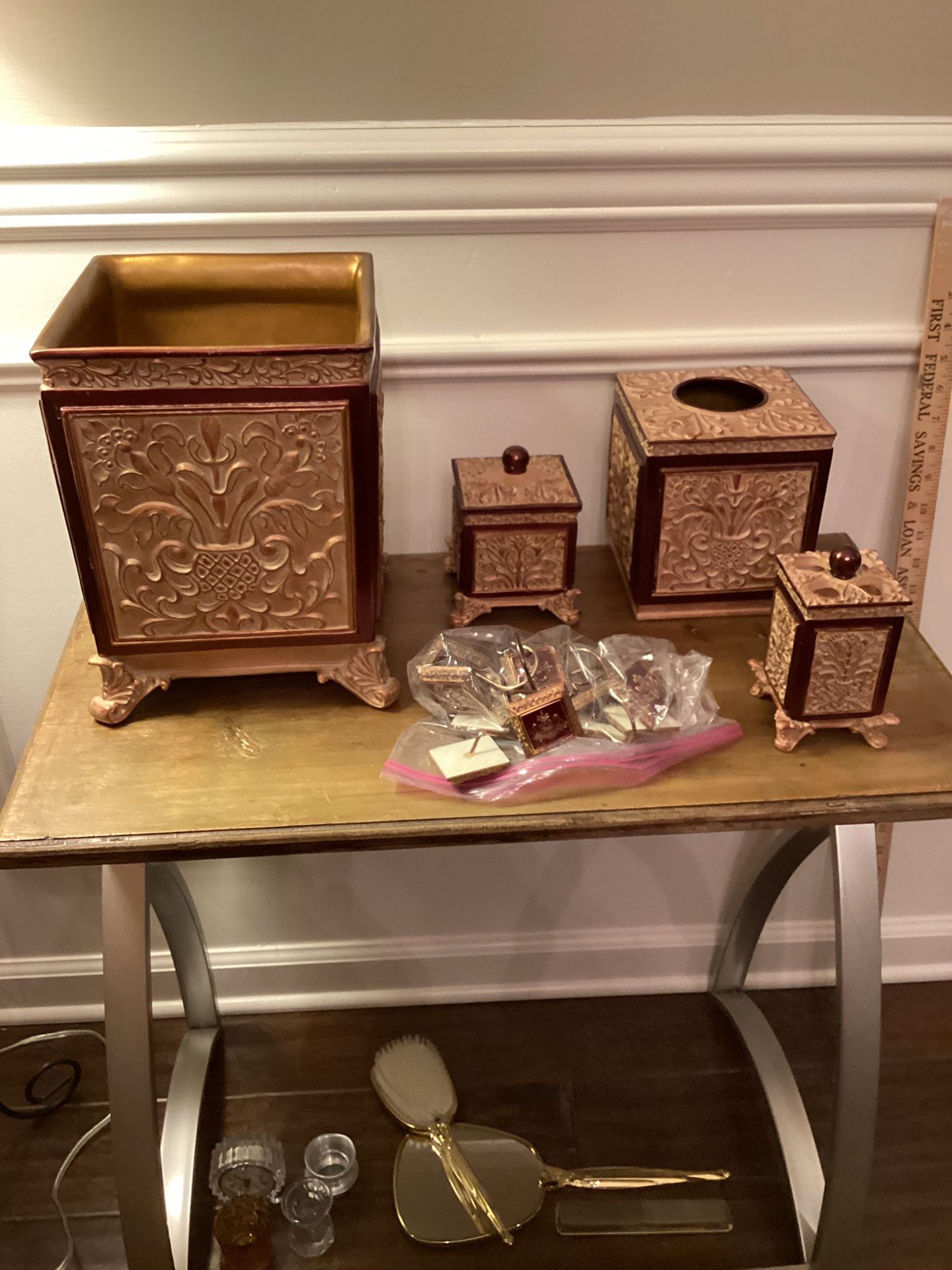 Springs Global Ornate Wastebasket Toothbrush Tissue Bathroom Set Bronze BurgundySprings PLUS 12 shower curtain hooks! HEAVY & LIKE NEW! (SEE ALL PHOTO