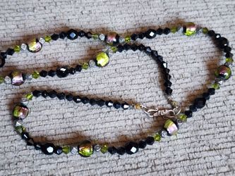 Son 2 piesas de Sterling Silver 825 1 collar con piedras originales 1 pendiente de san Christopher los 2 $35