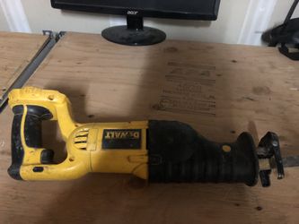 Dewalt saw 18v