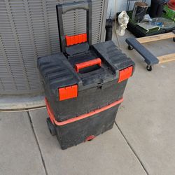 Black & Decker Rolling Tool Box