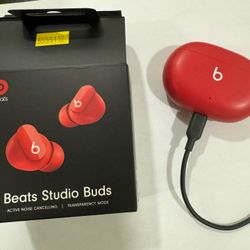 Beats Studio Buds