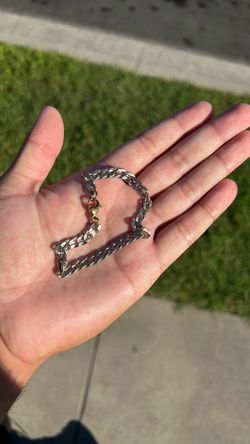 Bracelet