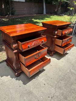 NIGHTSTANDS