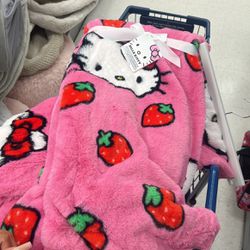 Hello Kitty, Strawberry Blanket