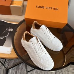 Louis Vuitton Time Out 72