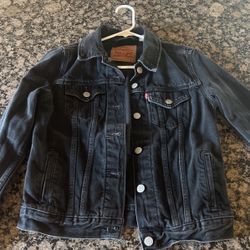 Women’s Black Denim Levi jacket 