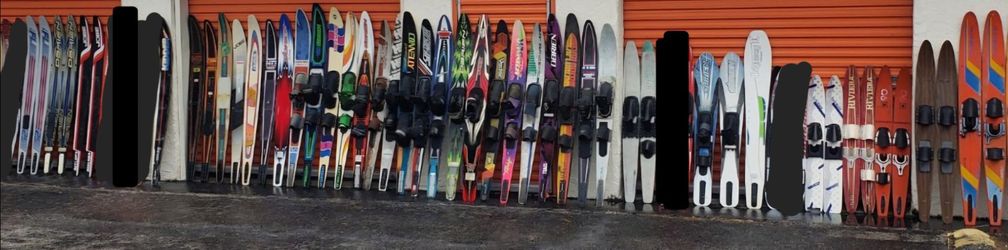 Water Skis Waterskis Wakeboard Kneeboard Surfboard Tube Boat Jetski