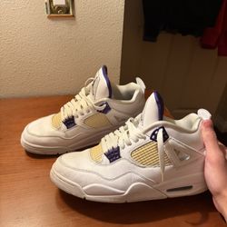 Jordan 4 Retro Metallic Purple
