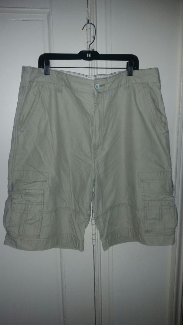 Tan Color Levi Cargo Shorts for men