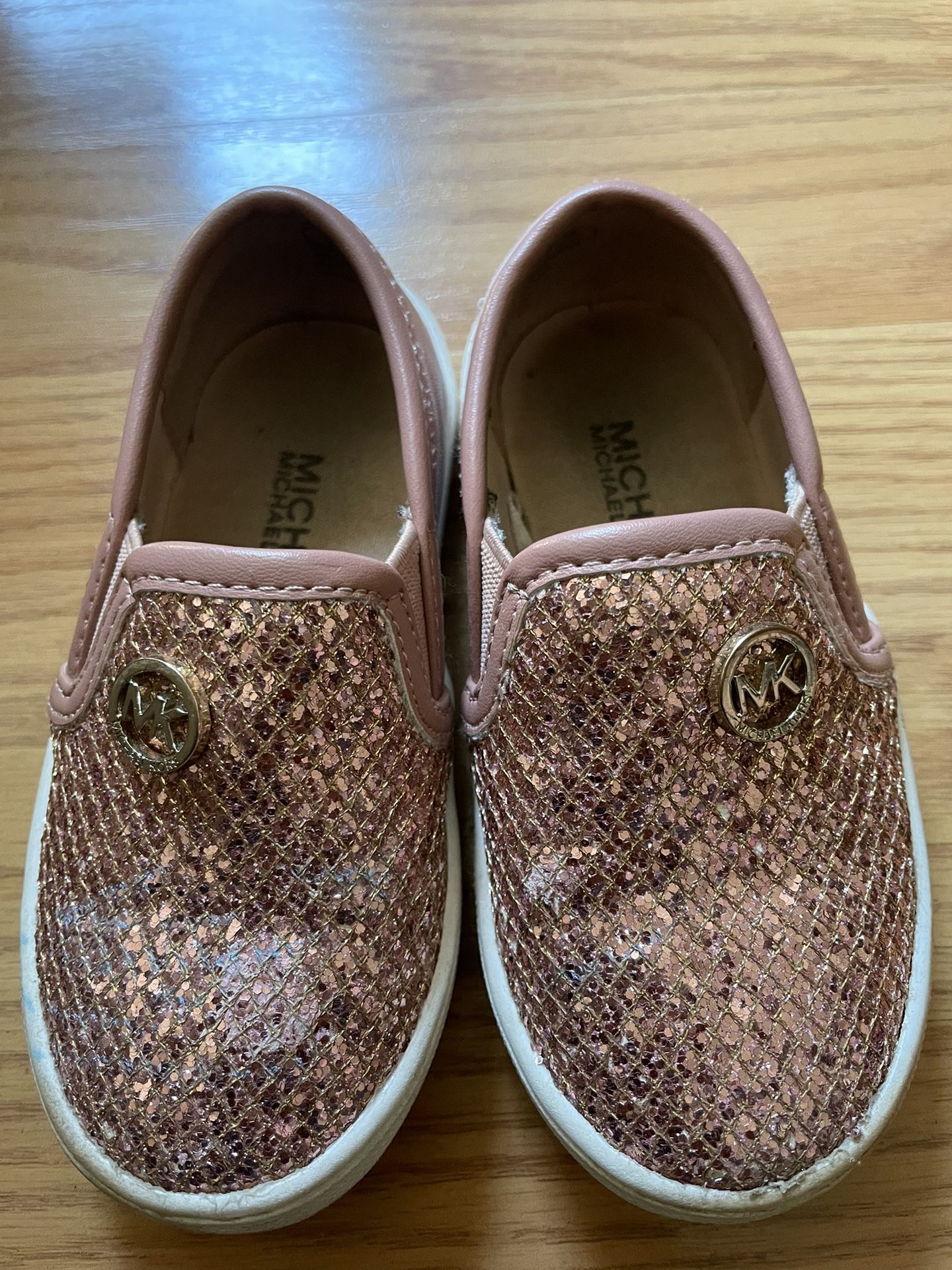 Mk Kids Shoes 6c