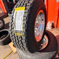 Vendo Rines Nuevos 15x8 De 5-114.3 Lugs Con Llantas 31/10.50/R15 Nueva Instacion Y Balance 🇺🇸🇺🇸🚀