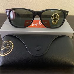New RayBan Wayfarer 55mm NEW RayBan With Original RayBan Packaging