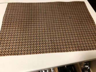 Dining table placemat