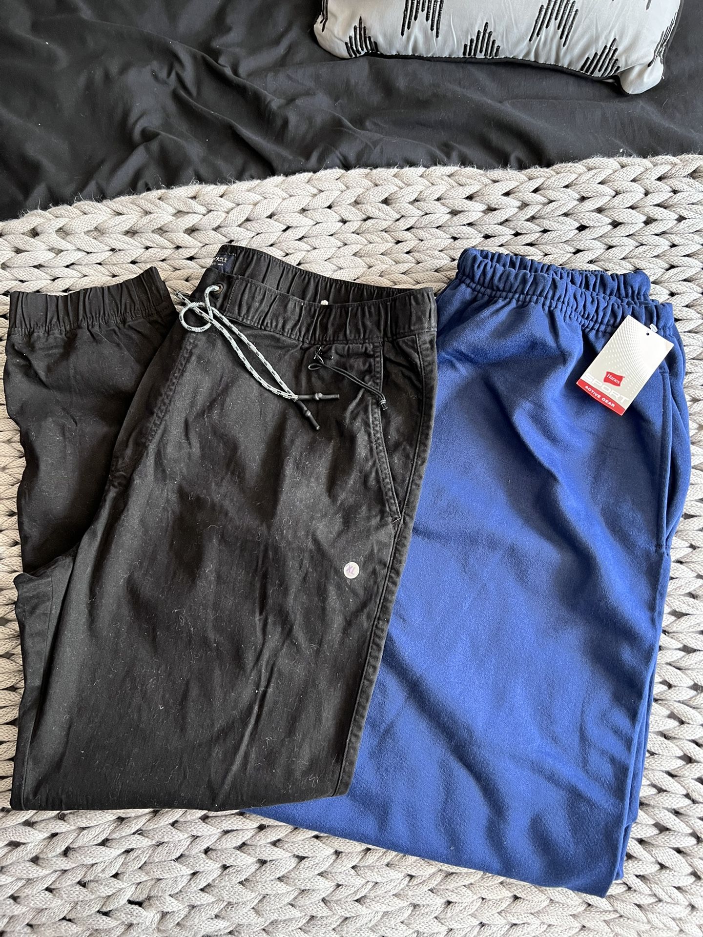 American Eagle Joggers
