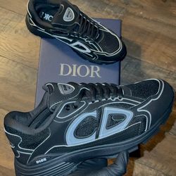 Dior B30’s