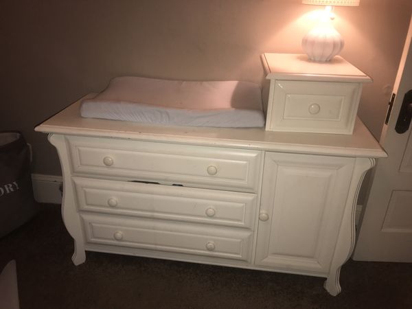 Diaper Changing Table Dresser For In Everett Wa Offerup Diaper Changing Table Dresser
